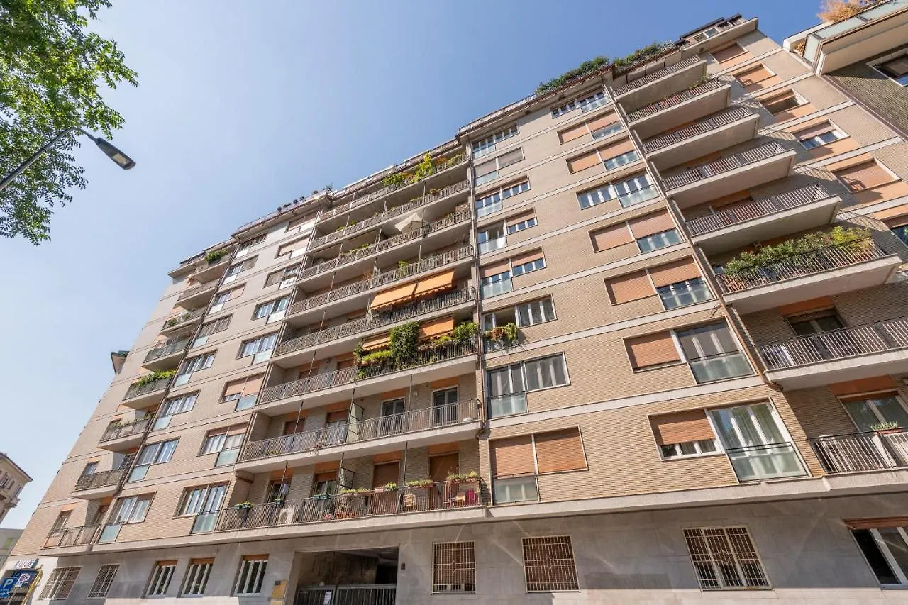 Ferrucci, 6 - Monolocale Al Settimo Cielo Apartment Milan Italy